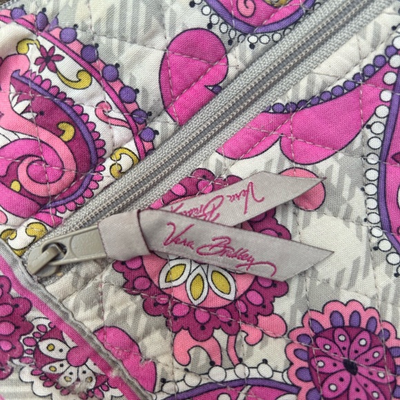 Vera Bradley Purse. Pink & Gray - Picture 3 of 3